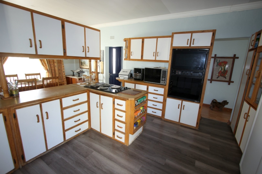 4 Bedroom Property for Sale in Riebeeckstad Free State